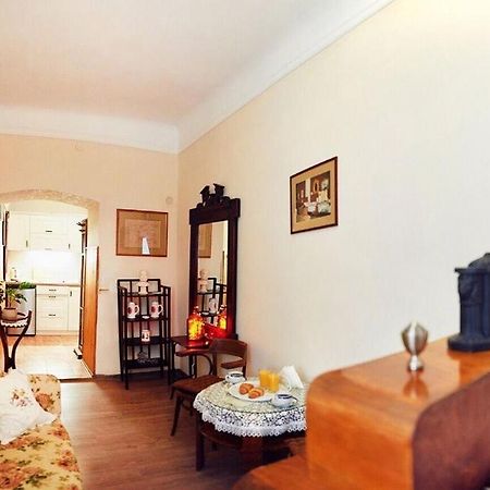 Апартаменти В Центрі Львова -Вірменська Площа Ринок Lviv Luaran gambar